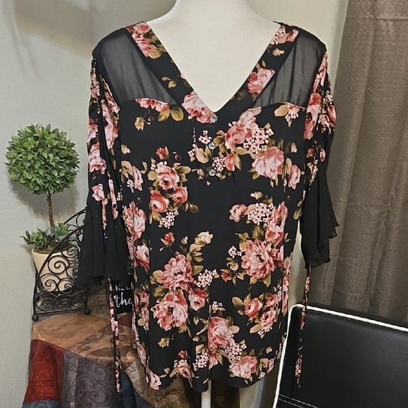 Adele & May Tops - Chic Black Floral V-Neck Blouse